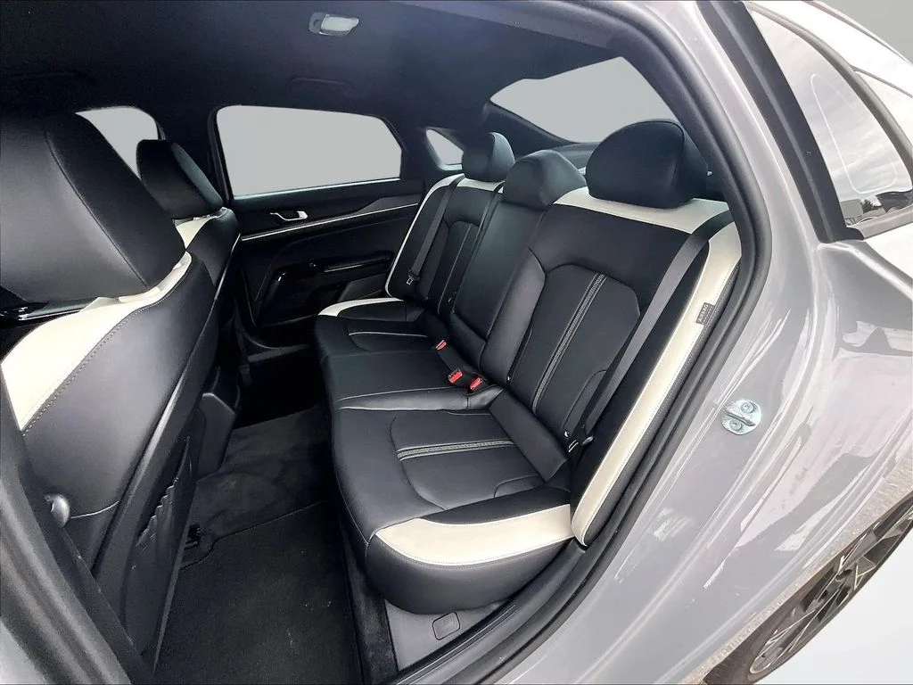 Used 2025 Gray Kia GT-Line image 27