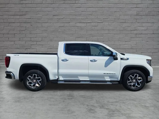 2026 GMC Sierra 1500 SLT - Photo 6