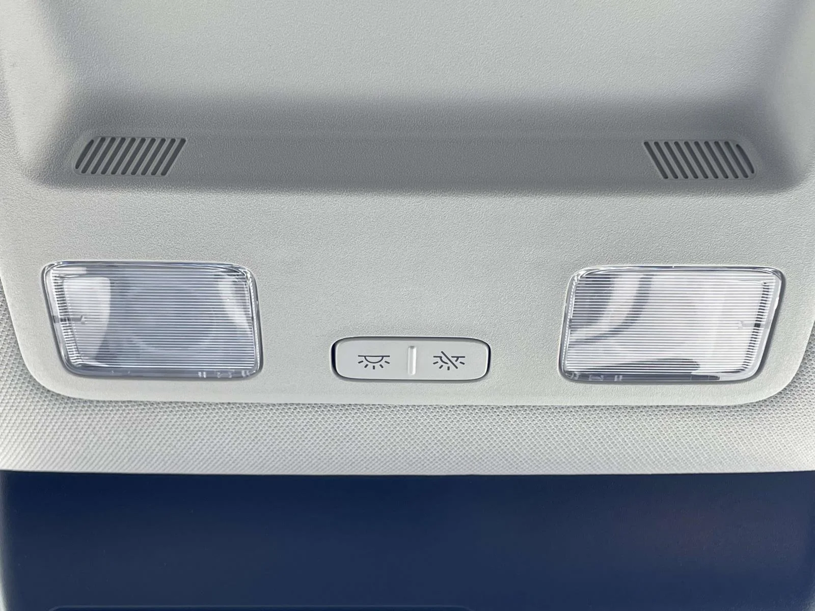 Used 2025 Desert Sand Ford XLT image 23