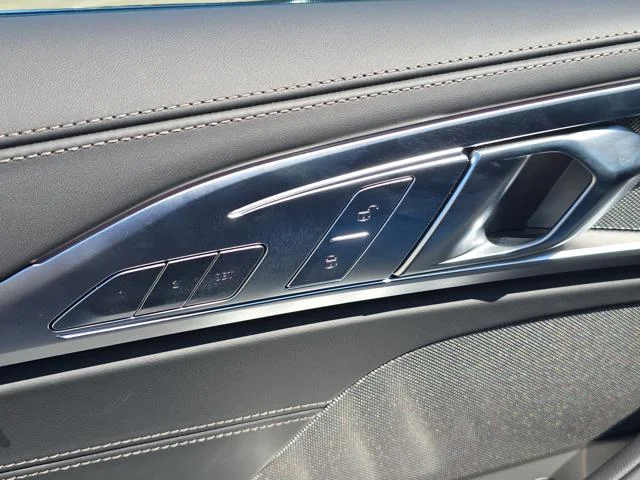 2026 BMW 8 Series 840i - Photo 14