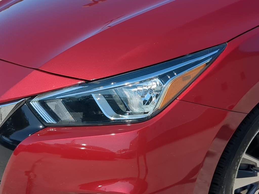 Used 2021 Red Nissan 1.6 SV image 6
