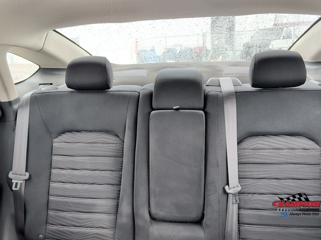 Used 2016 Ingot Silver Ford SE image 26