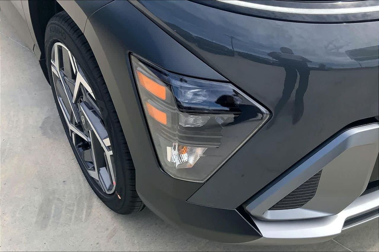 New 2026 Ecotronic Gray Pearl Hyundai SEL Premium FWD image 13
