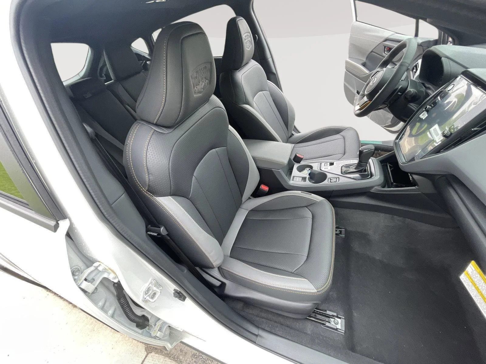 New 2026 Crystal White Pearl Subaru Wilderness image 29