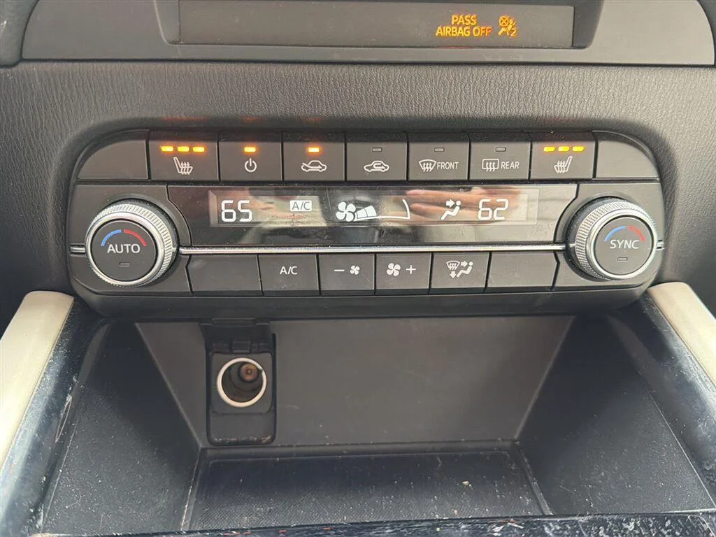 Used 2020 Deep Crystal Blue Mica Mazda Grand Touring image 19