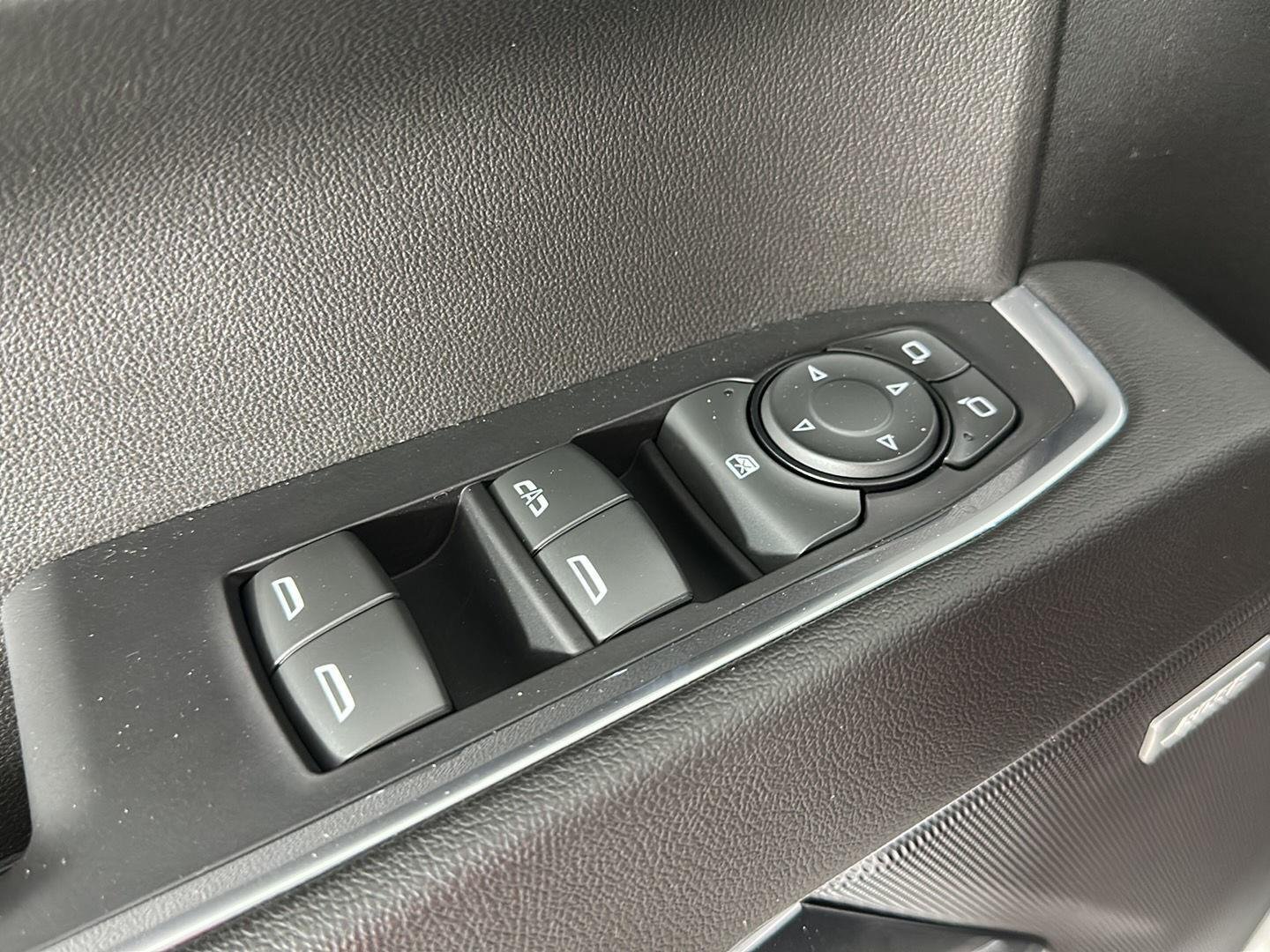 Used 2022 Summit White Chevrolet LT Trail Boss image 8
