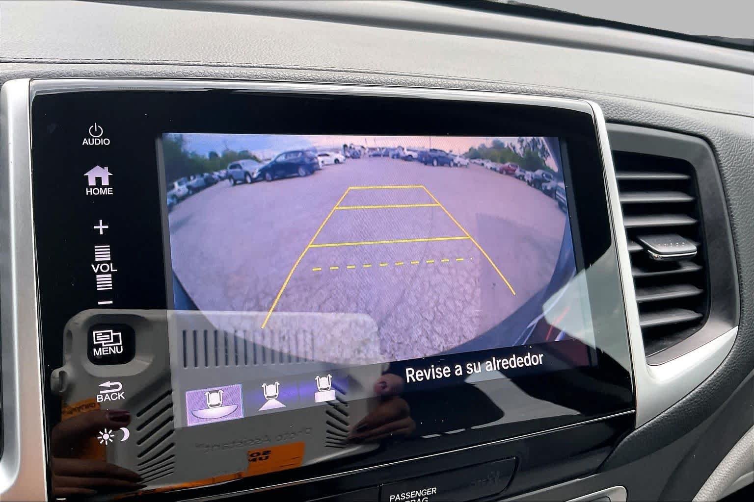 Used 2017  Honda EX image 26