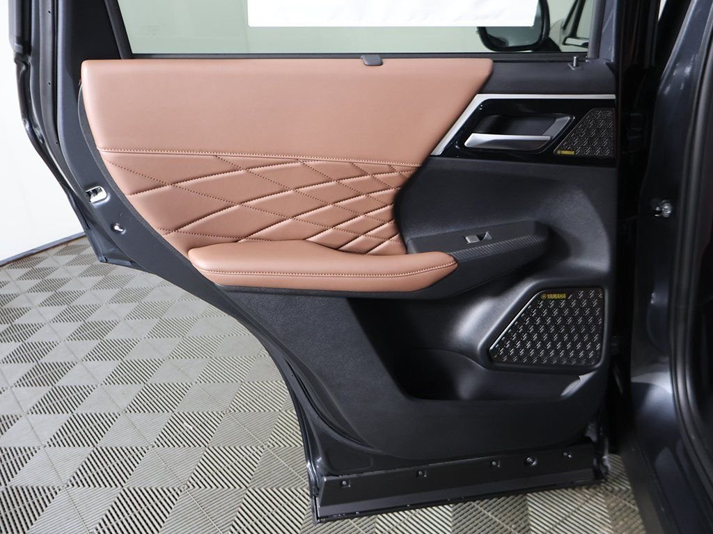 2025 Mitsubishi Outlander SEL - Photo 31