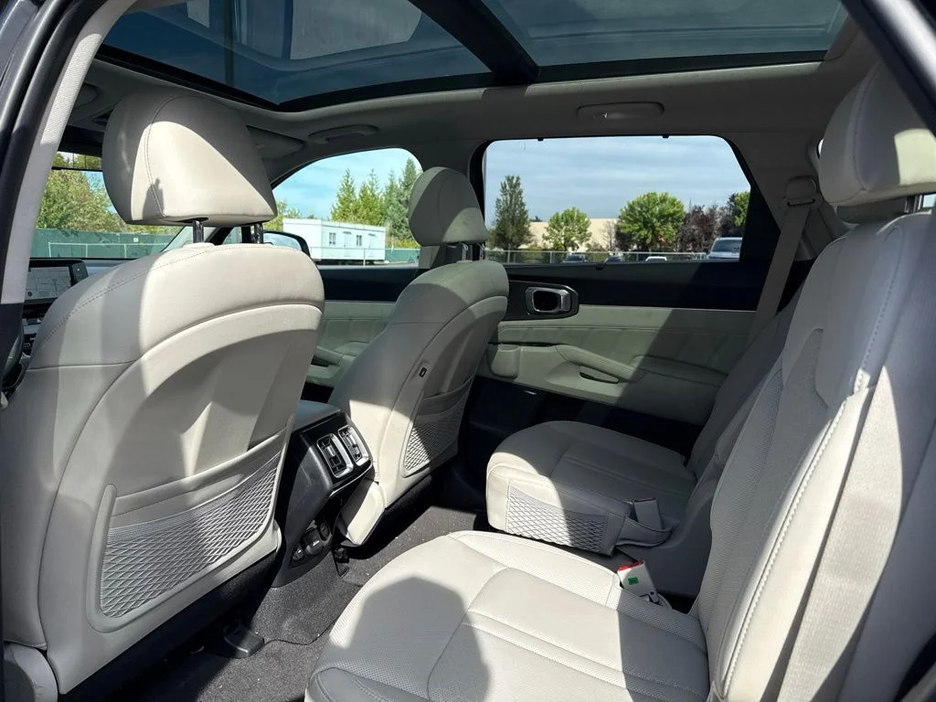 Used 2023 Aurora Black Kia SX Prestige image 20