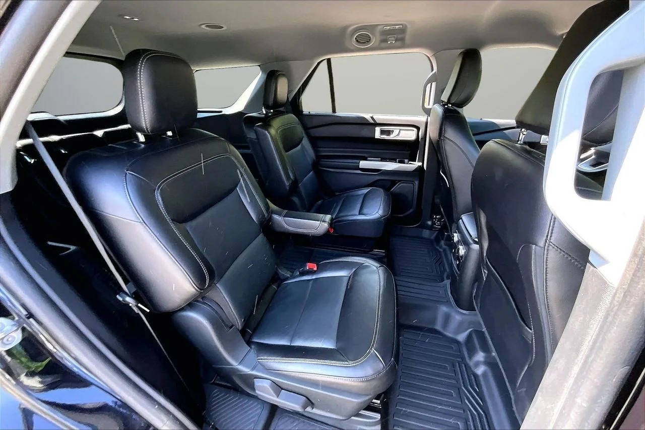 Certified Used 2022 Black Ford Limited image 24