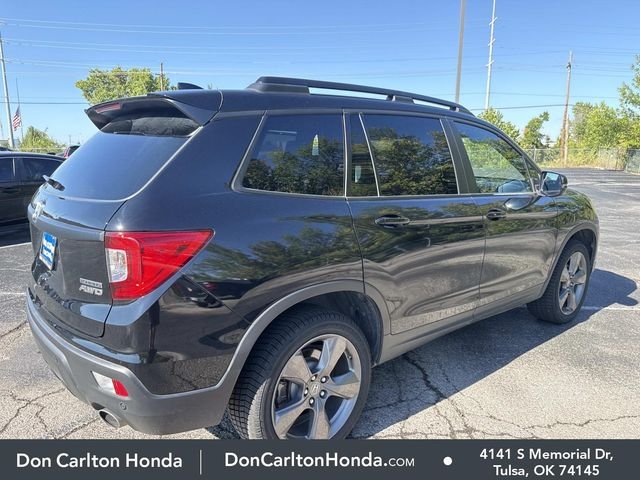 Used 2021 Crystal Black Pearl Honda Touring image 4