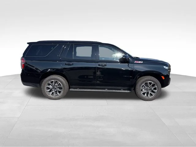 Used 2024 Black Chevrolet Z71 image 7