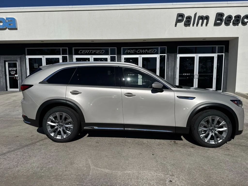 New 2026 Platinum Mazda 3.3 Turbo Premium Plus AWD image 5