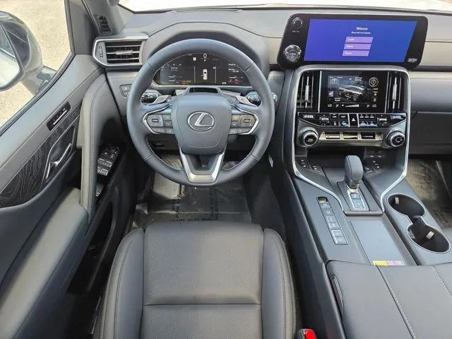New 2026 Eminent White Pearl Lexus OVERTRAIL image 29
