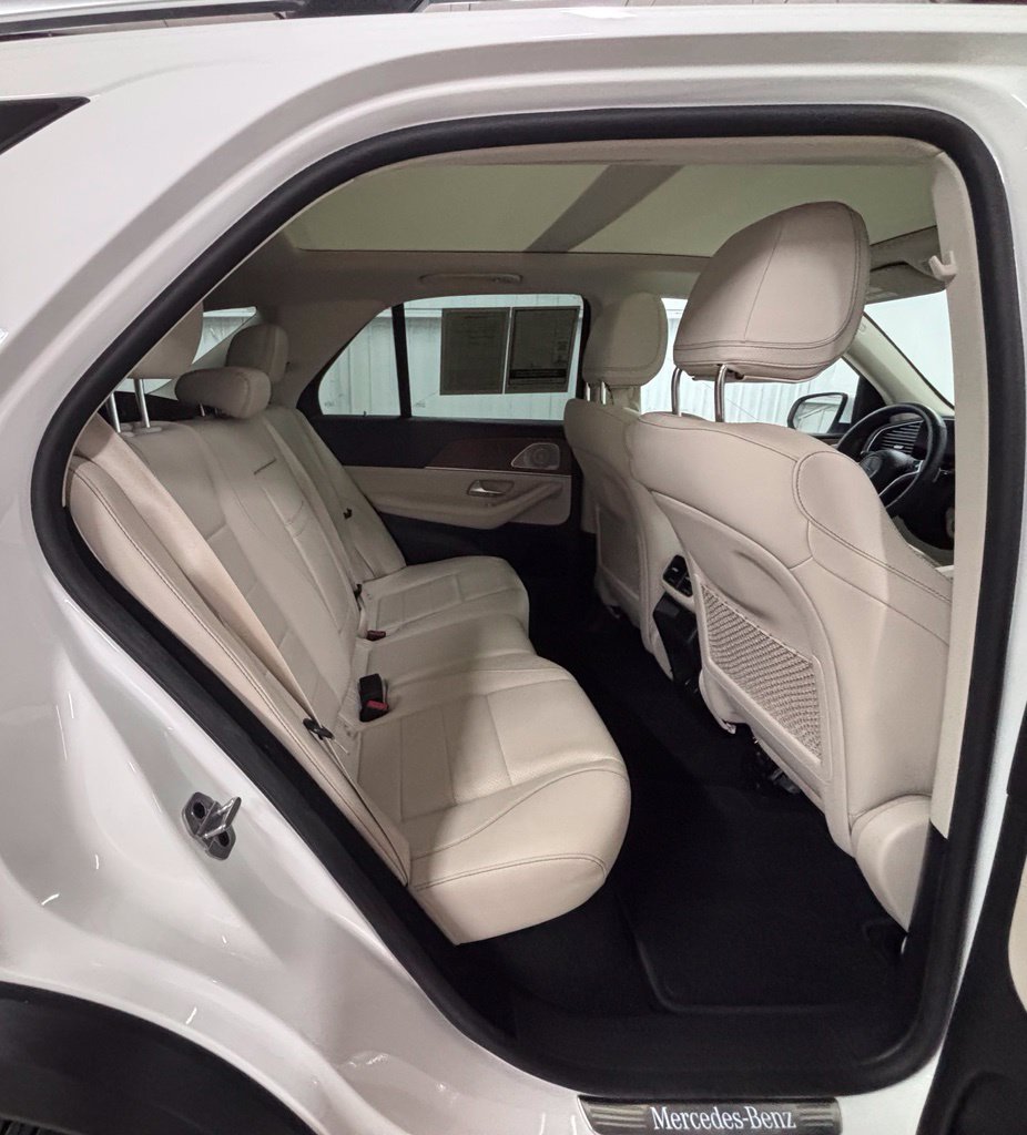 Used 2024 White Mercedes-Benz GLE 450 image 20