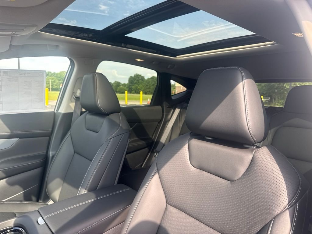 New 2026 Champagne Silver Metallic Nissan SL image 12