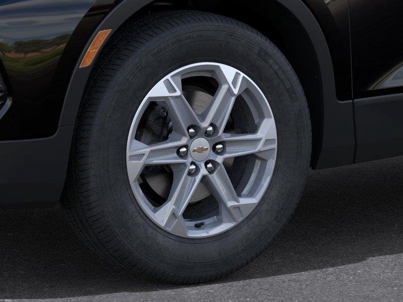 New 2026 Black Chevrolet 2LT image 9