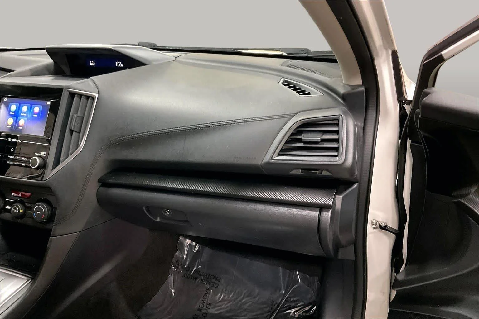 Used 2019 Crystal White Pearl Subaru  image 18