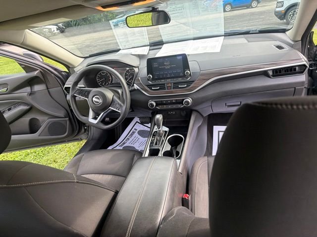Used 2024 Gray Nissan 2.5 SV image 16