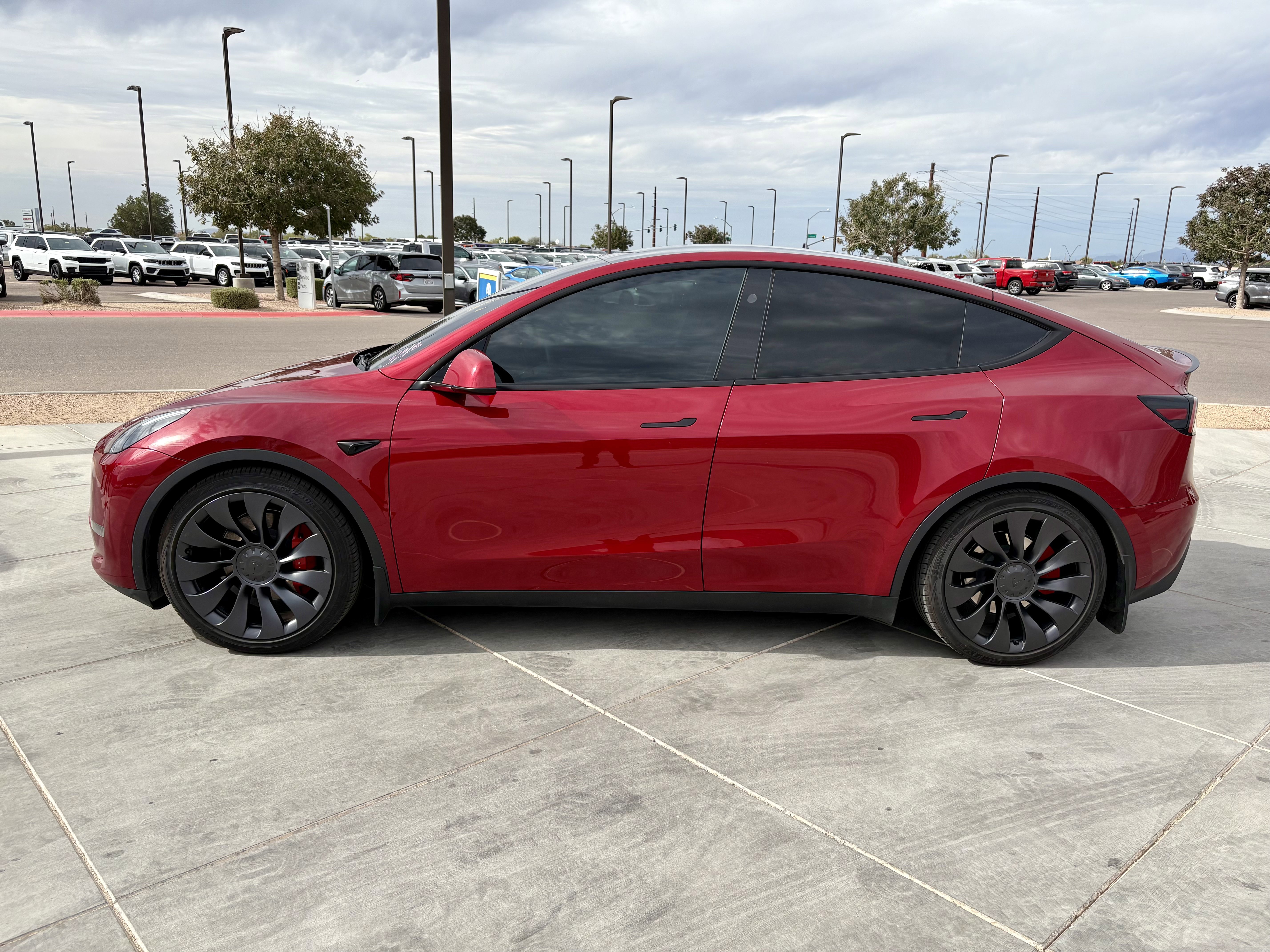 Used 2024 Tesla Model Y Performance with VIN 7SAYGDEF4RA274450 for sale in Northfield, Minnesota