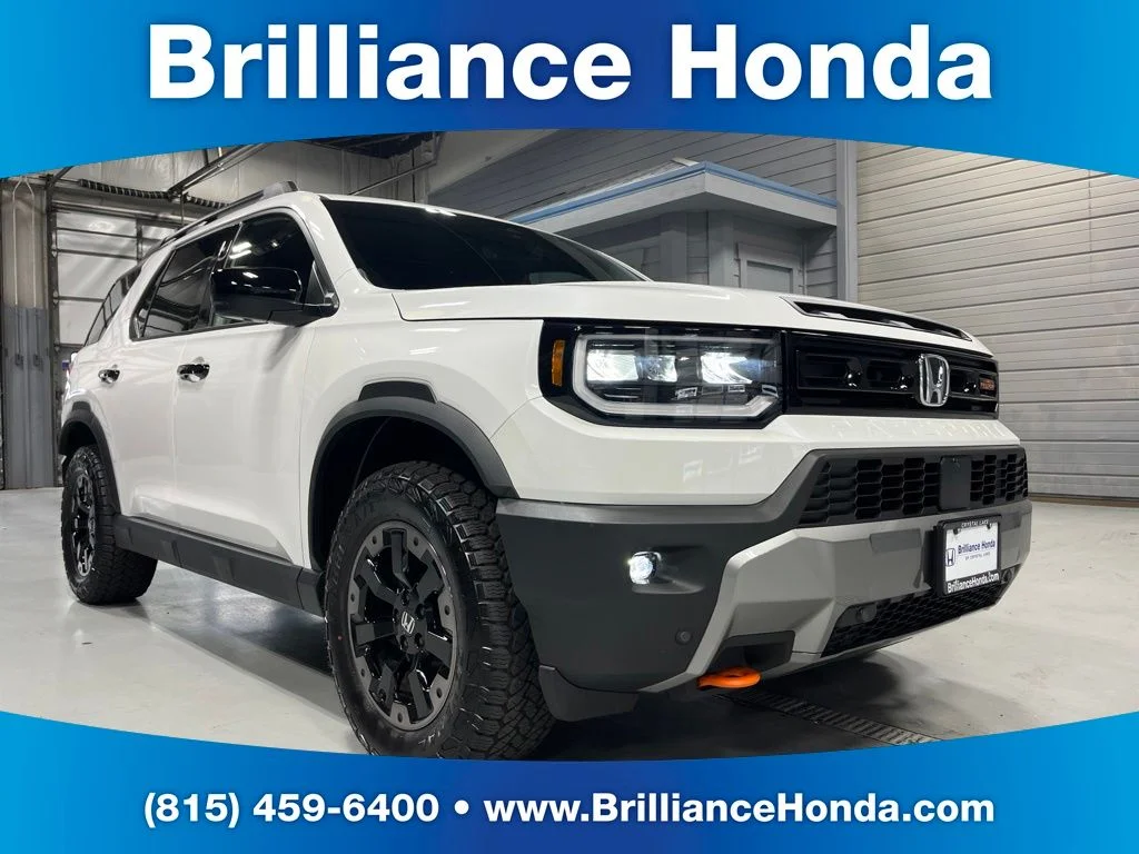 Used 2026 Platinum White Pearl Honda TrailSport Elite image 1