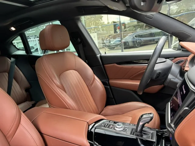 Used 2023 Blu Nobile Tri-Coat Maserati GT` ~ Tri-coat Paint Blu Nobile !!! CPO ELIGIBLE ! image 33