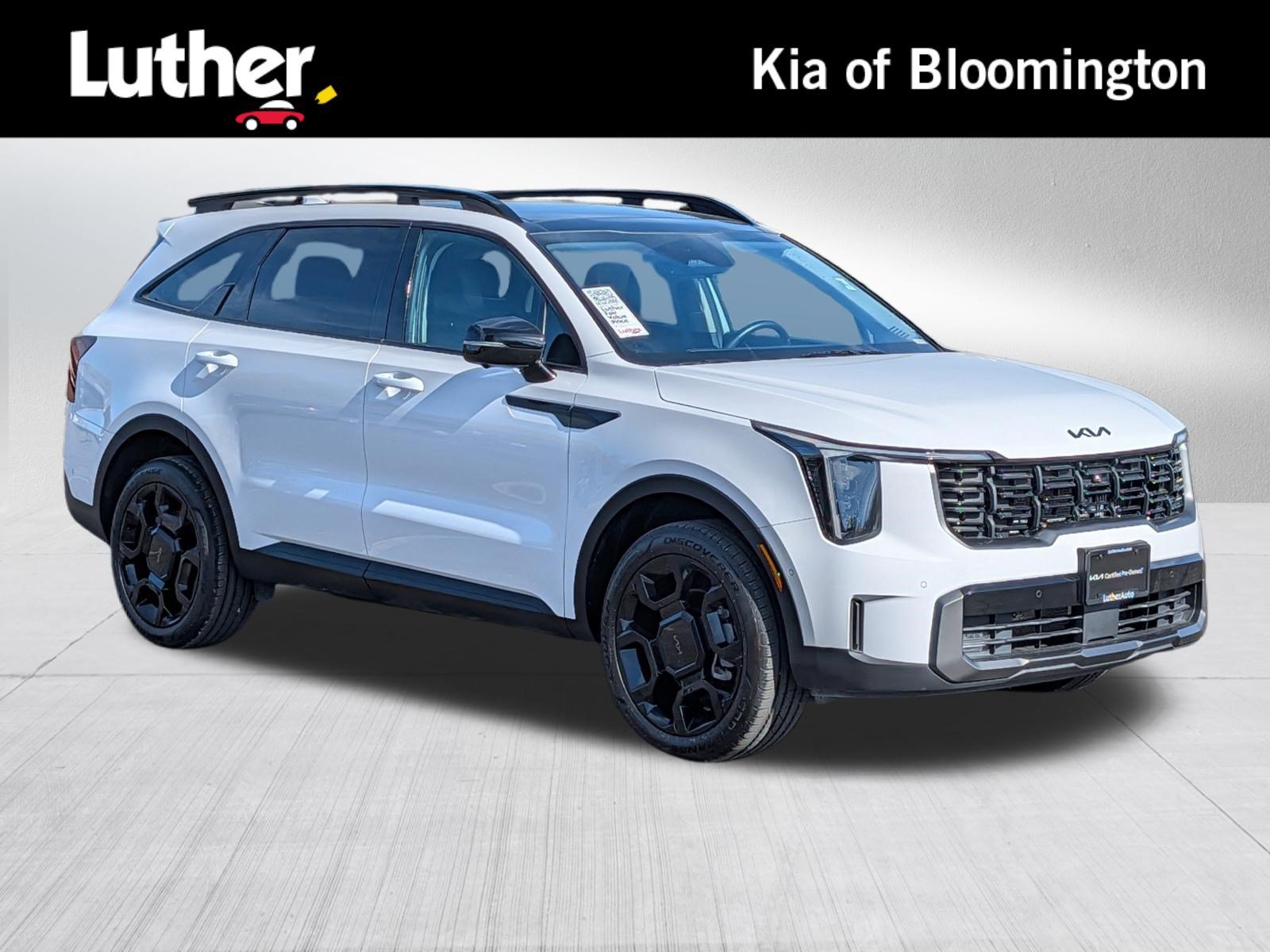 Certified Used 2025 Glacial White Pearl Kia X-Line SX image 1