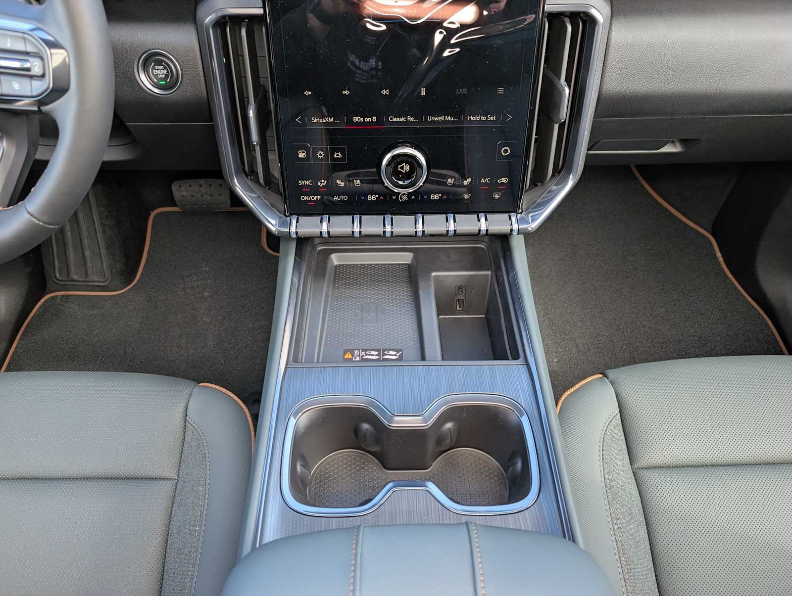 2026 GMC Acadia AT4 - Photo 13
