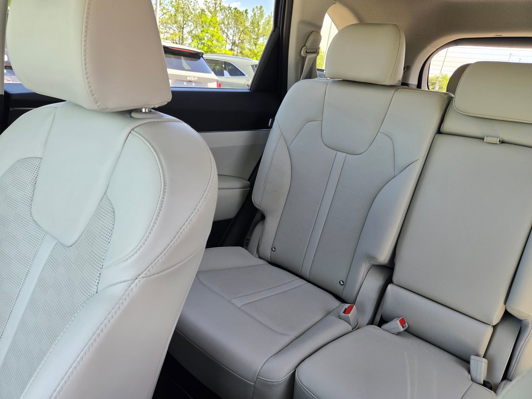 Used 2025 Midnight Lake Blue Kia S image 12