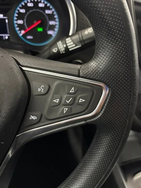 Used 2021 White Chevrolet LT image 17