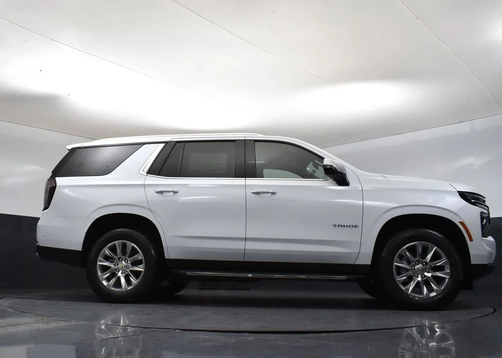 New 2026 Polar White Tricoat Chevrolet Premier image 55