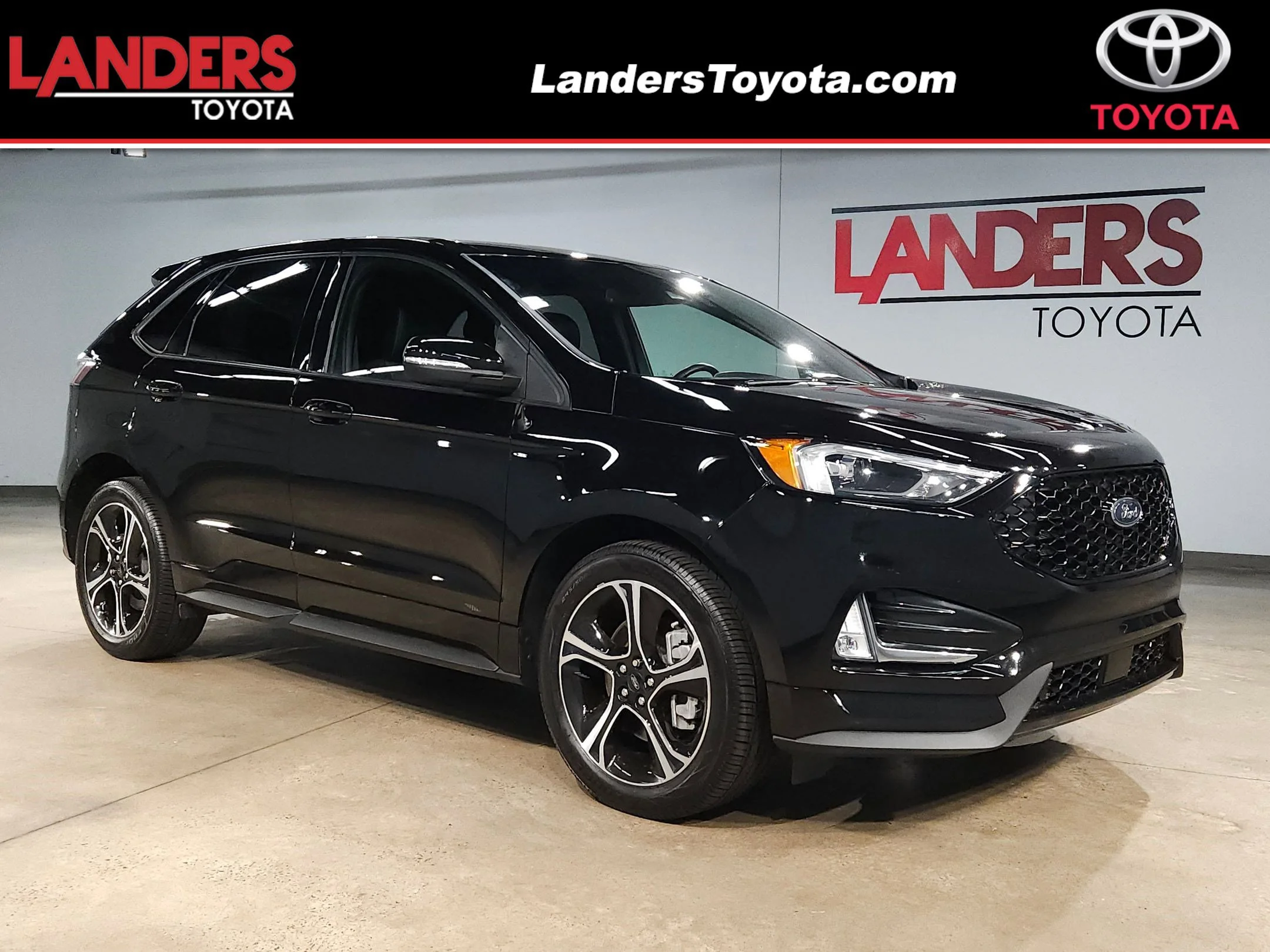 2023 Ford Edge ST AWD's photo