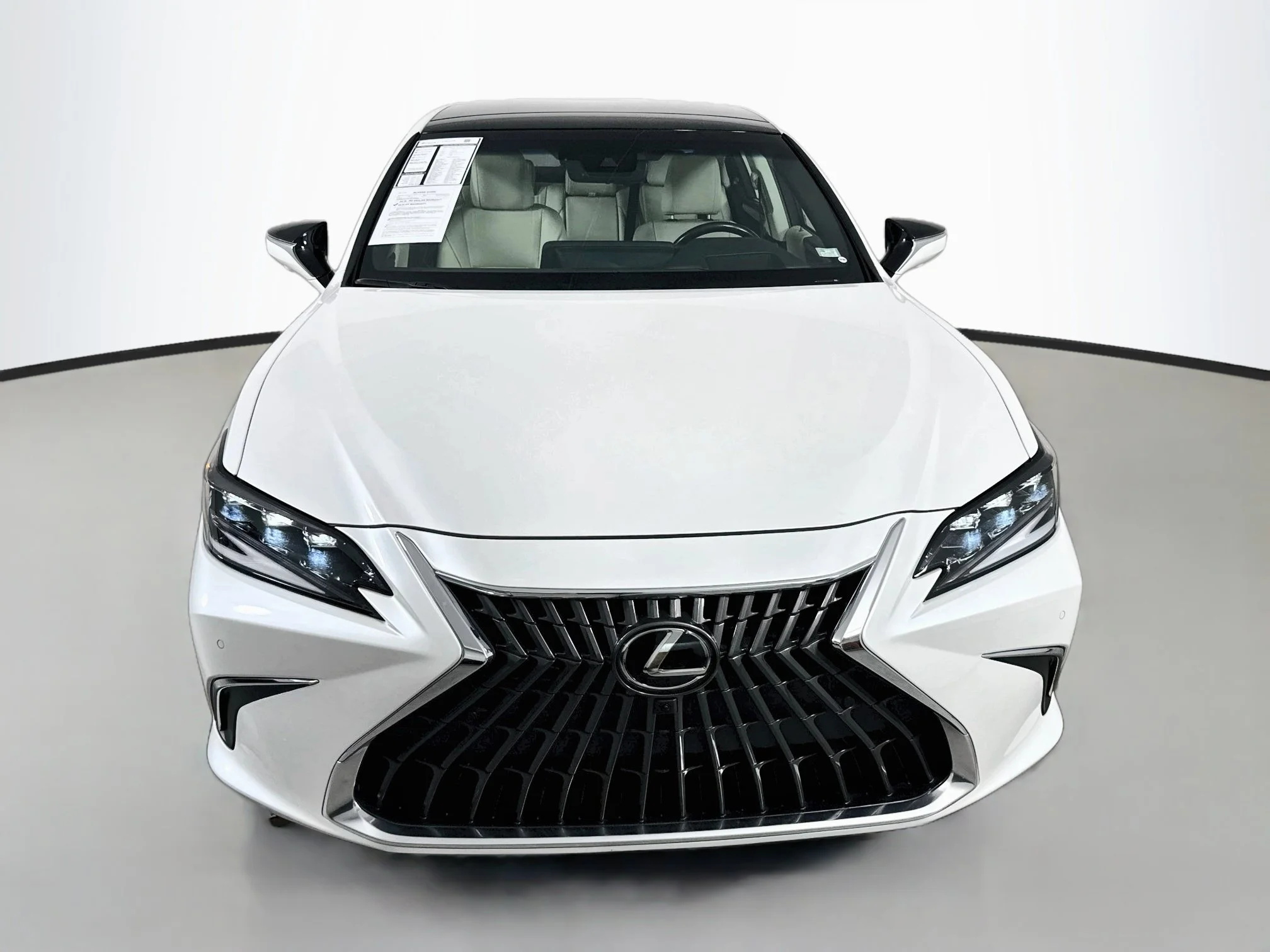 Certified Used 2025 Eminent White Pearl Lexus 350 Ultra Luxury image 2