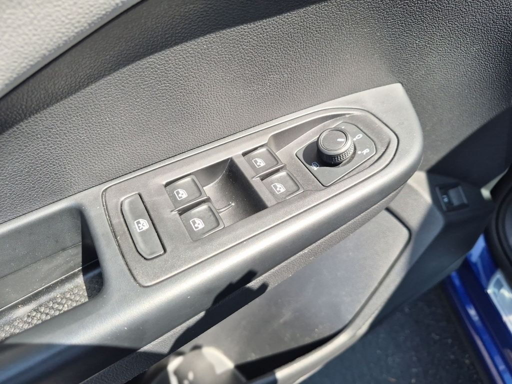 2022 Volkswagen Taos SE - Photo 13