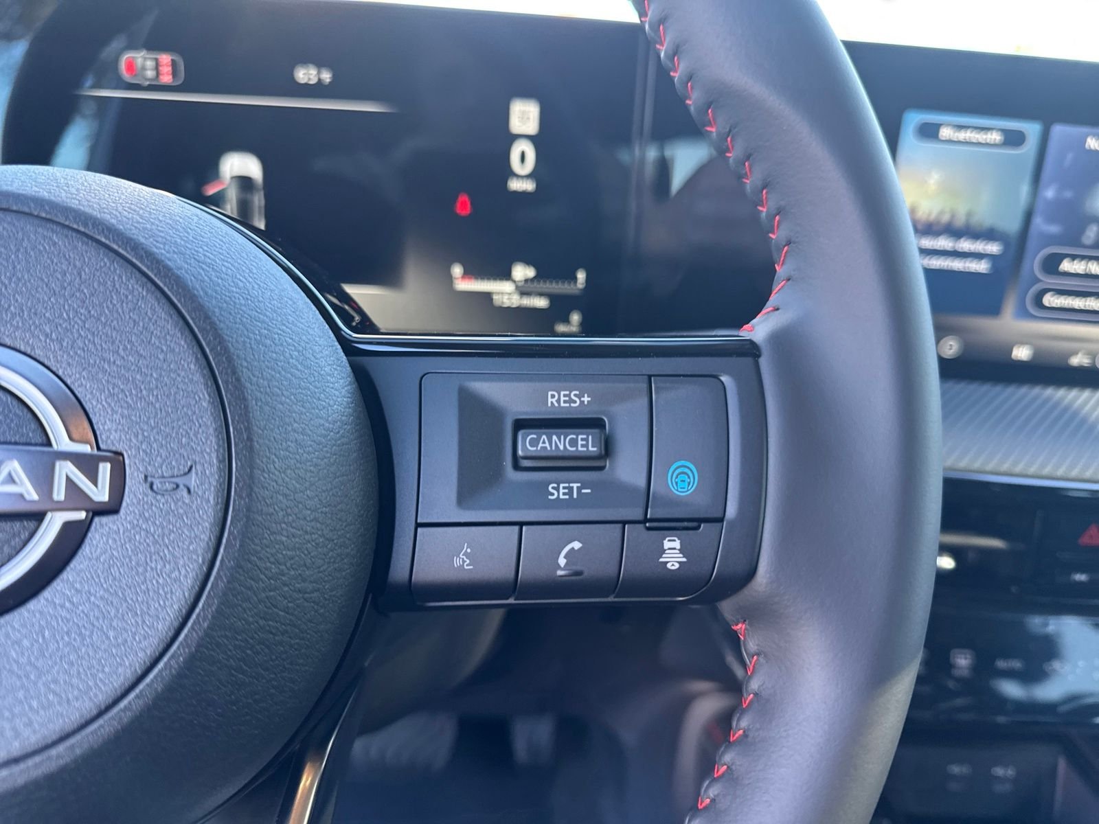 New 2026 Nissan Kicks SR 4D Sport Utility