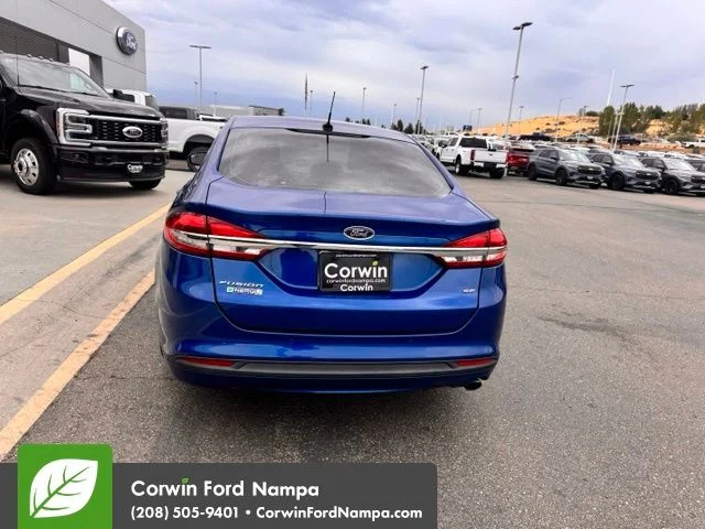 Used 2018 Blue Ford SE Luxury image 7