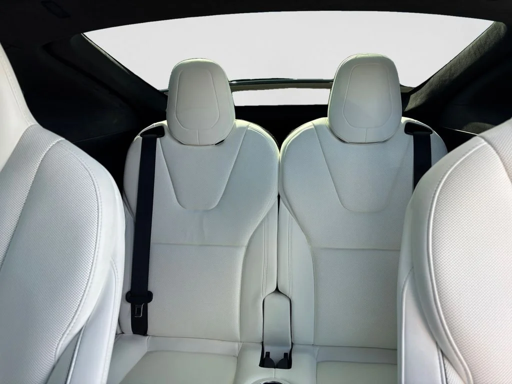 Used 2022 White Tesla Plaid image 39