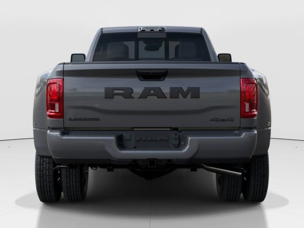 New 2026 Ceramic Gray Clear-Coat Exterior Paint RAM Laramie image 8