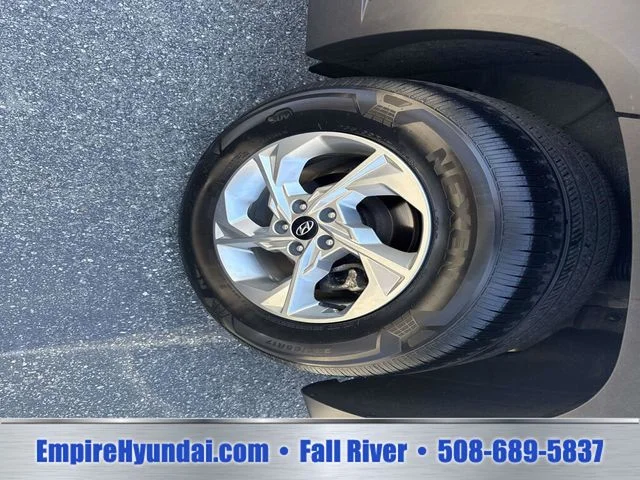 Used 2024 Gray Hyundai SEL image 14