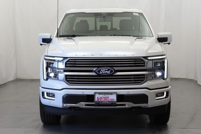 New 2026 Star White Metallic Tri-Coat Ford Platinum® image 5