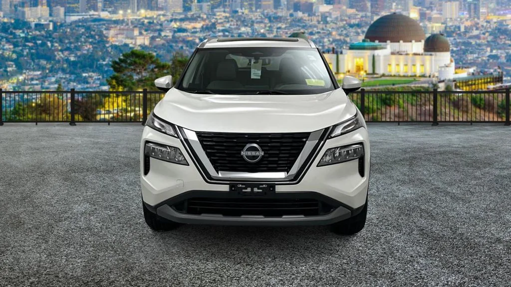 Used 2023 White Nissan SV image 2