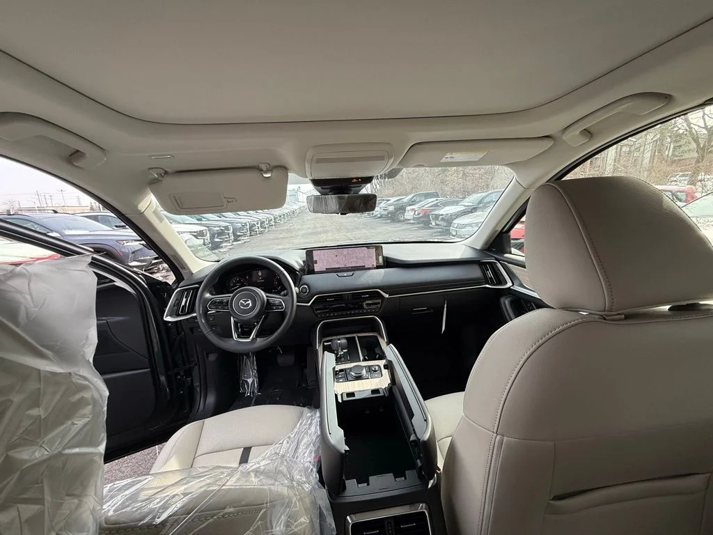 2026 Mazda CX-90 Premium Package - Photo 29