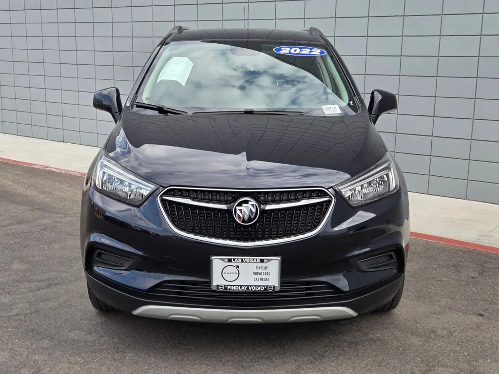 Used 2022 Blue Buick Preferred image 8