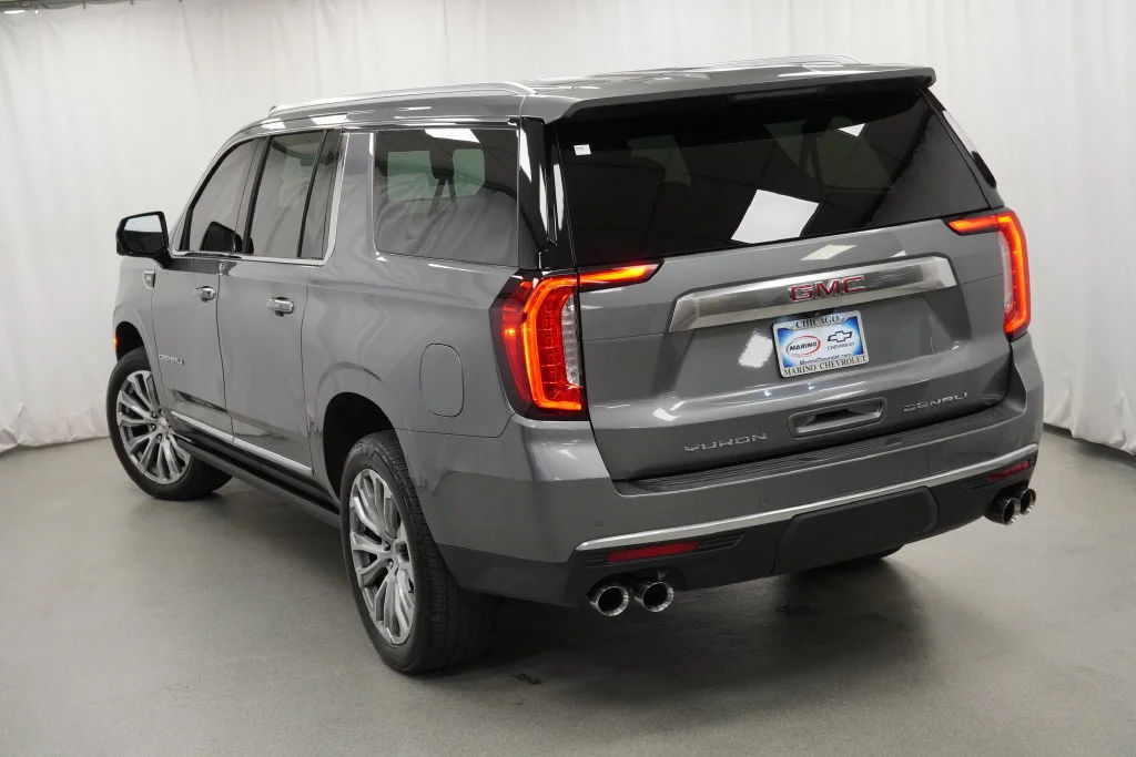 Used 2021 SATIN STEEL METALLIC GMC Denali image 42