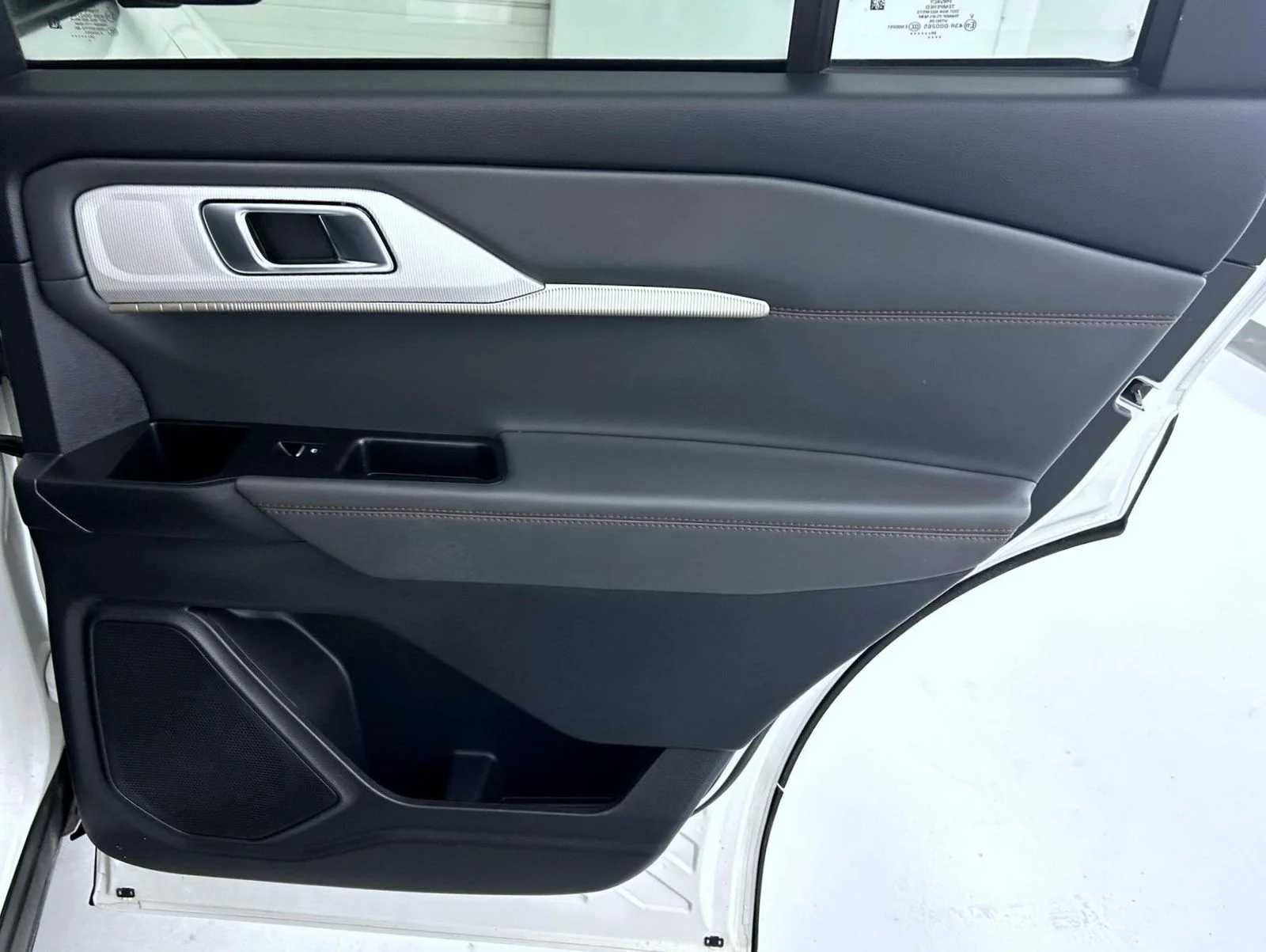 Used 2025 White Ford Active image 17