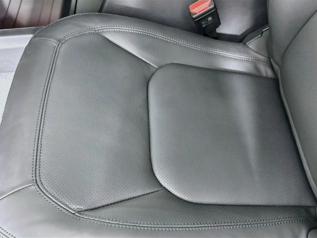 New 2026  Land Rover X-Dynamic SE image 21