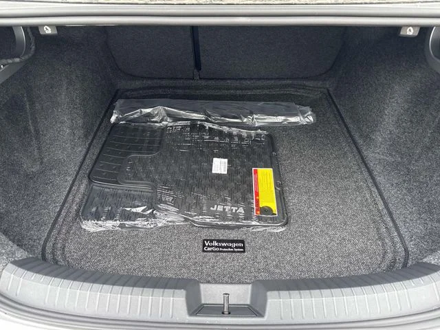 New 2026 Silver Volkswagen 1.5T SE image 5
