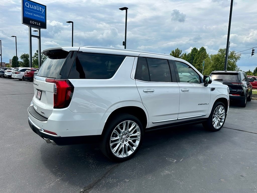 Used 2025 White GMC Denali image 3