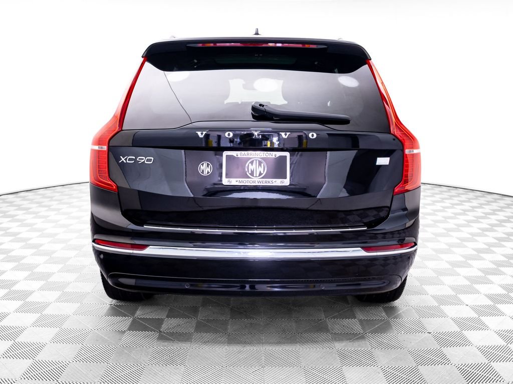 Used 2024 Onyx Black Metallic Volvo Ultimate image 5