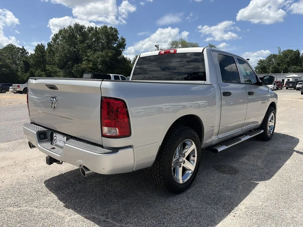 Used 2013 Silver Ram Express image 6